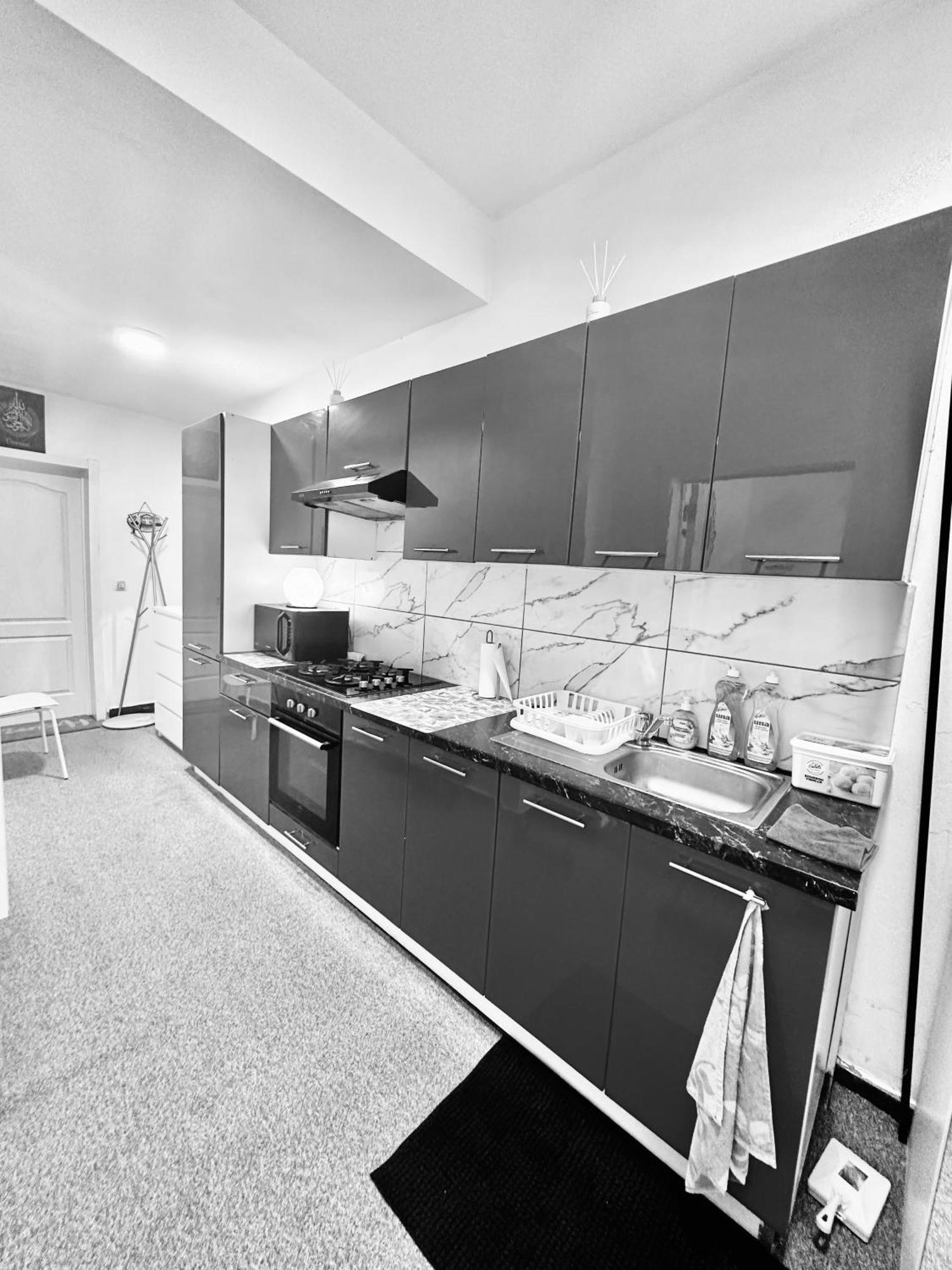 Lux Studio Appartment Брюссель Екстер'єр фото